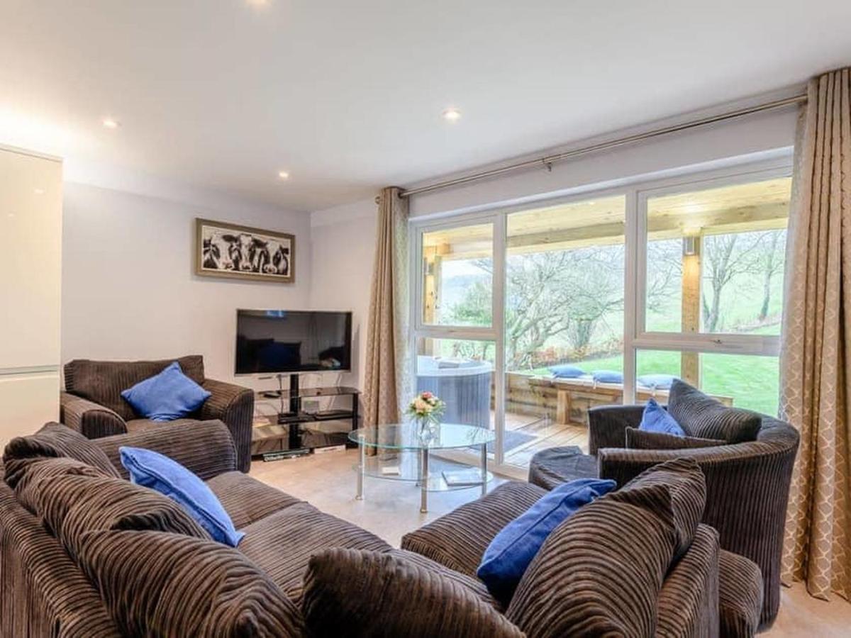 The Hideout, A Detached Lodge, Hot Tub, Heating, Wifi & Parking Long Bredy Dış mekan fotoğraf
